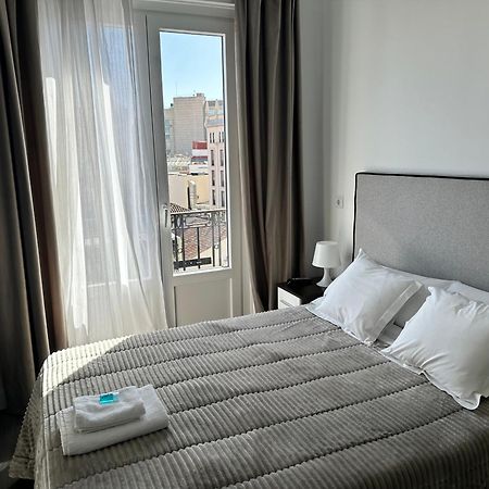 Hostal Besaya Мадрид Екстер'єр фото